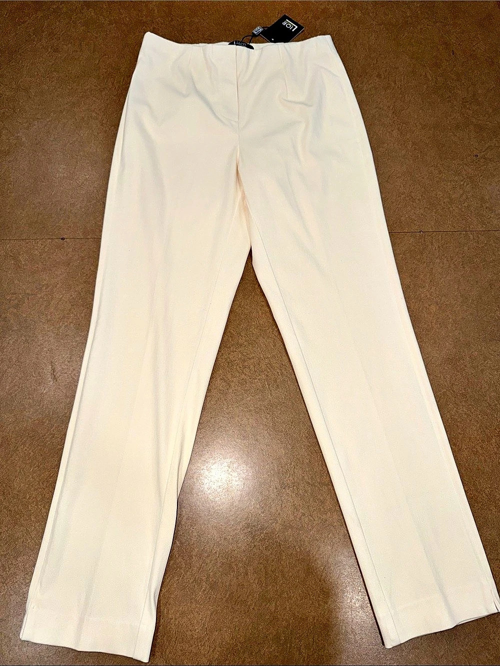 NWT • Lior Straight Leg Pants in Cream • Pull-on Pants • Size 6